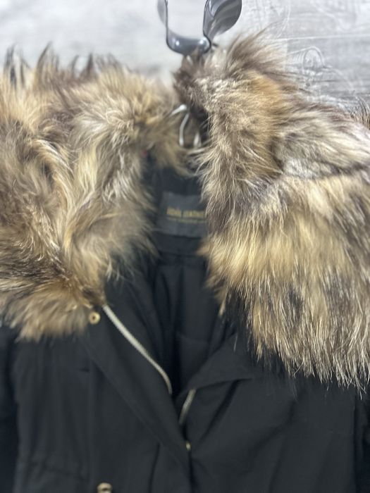 Дълга парка с естествен косъм