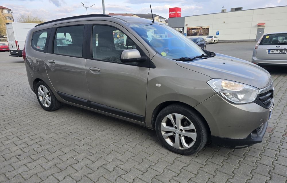 Dacia Lodgy 7 Locuri 1.5 dci Rate cu buletinul