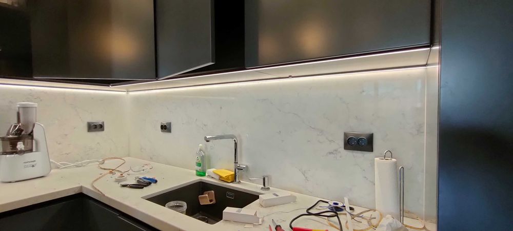 Скрито LED осветление и LED ленти