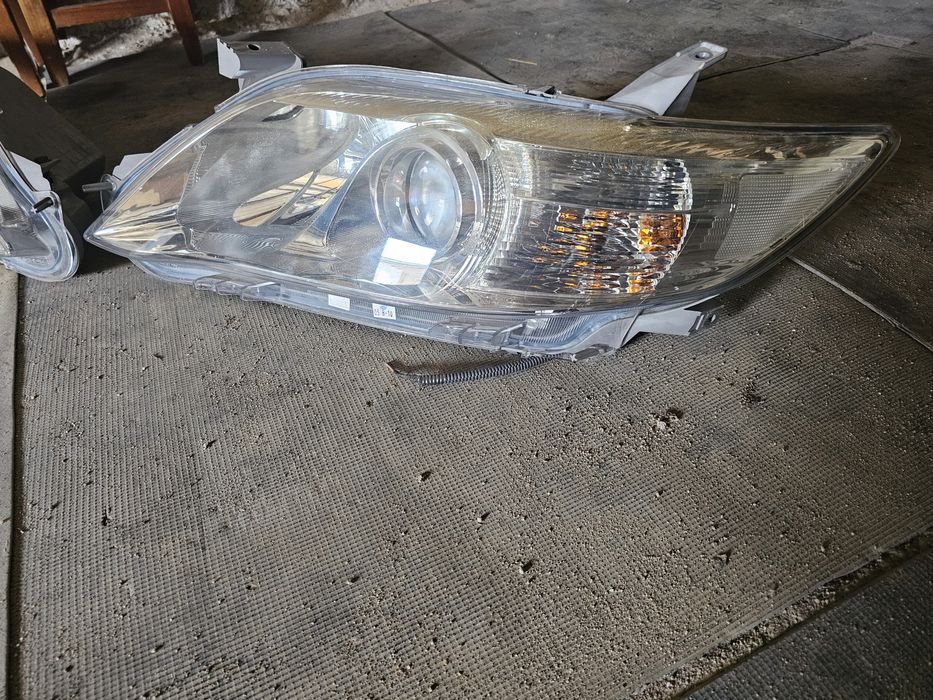 Фары камри45 комплект