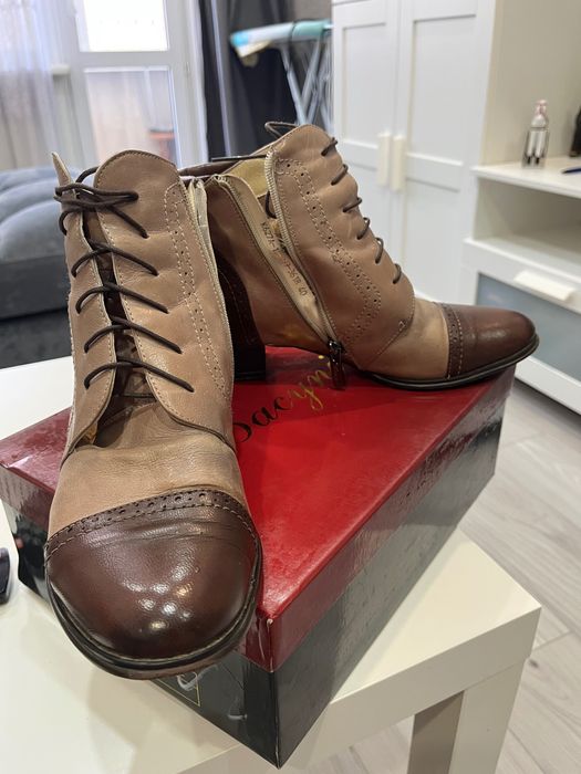 Продам женскую обувь