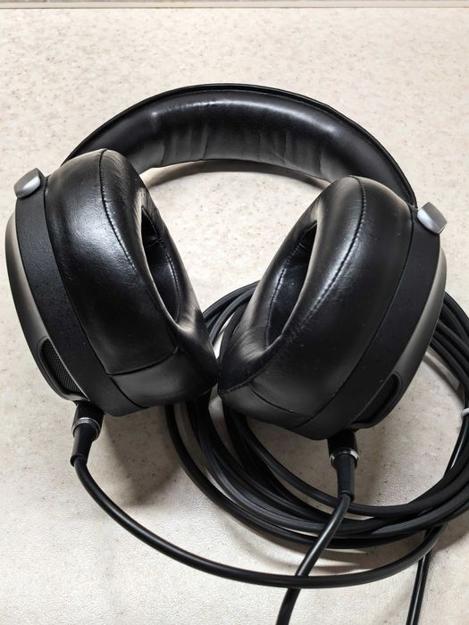 Наушники Sony MDR-Z7 проводные