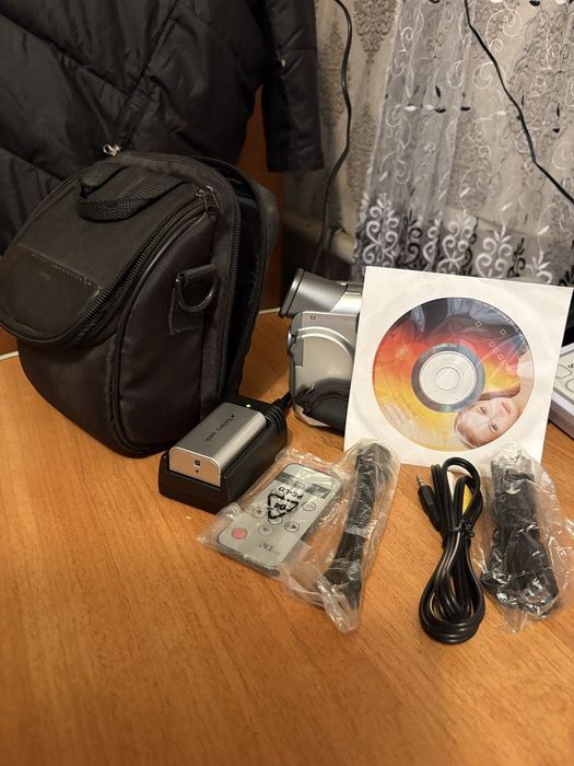 продам Sony DVX 801