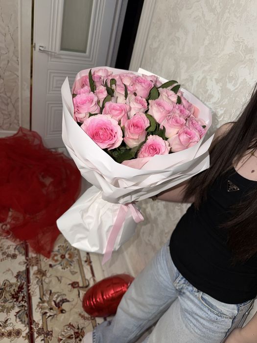Цветы, кустовые роза 25шт
