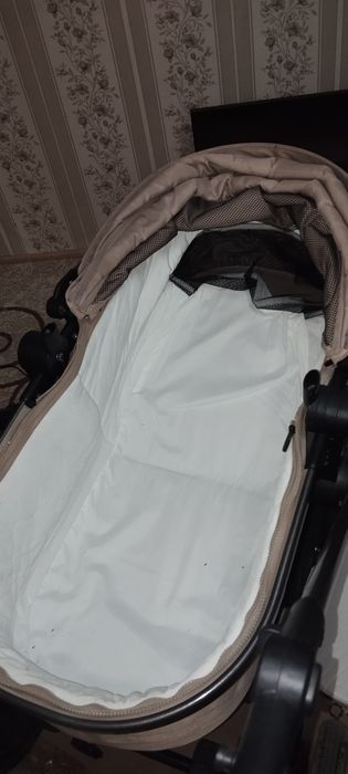 Продам коляску зима-лето