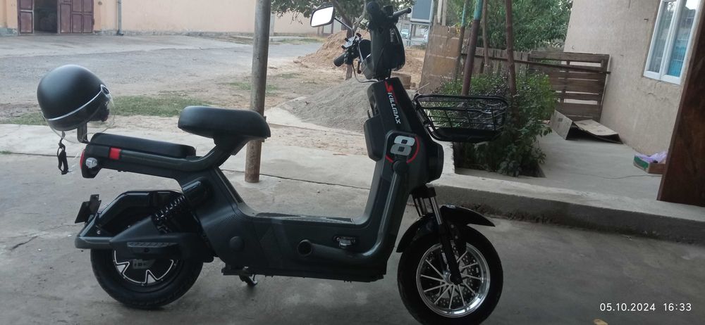 Электроскутер Li 9