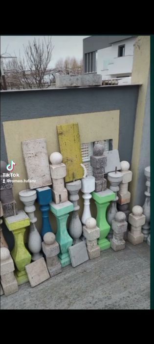 Stâlpișori beton și mozaic