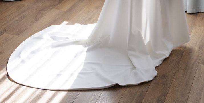 Булчинска рокля EVA LANDEL с аксесоари