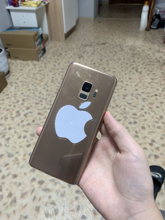 Samsung Galaxy S9 (4/64)