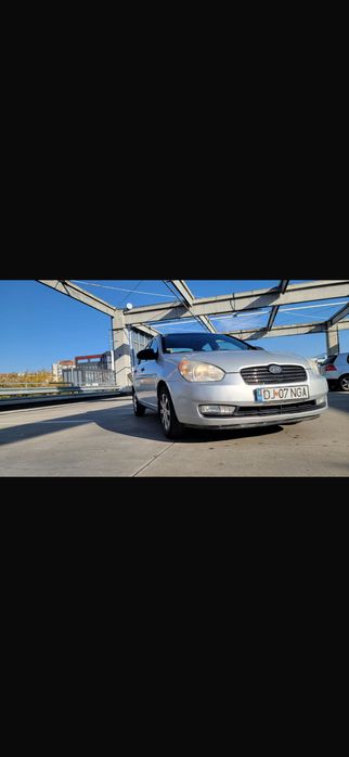Vând Hyundai Accent