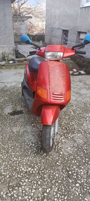 Скутер Пиаджо с документи