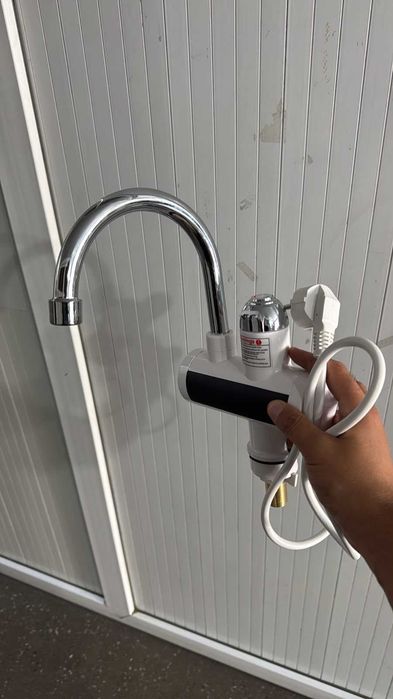 Кран-проточный водонагреватель / Водонагреватель кран