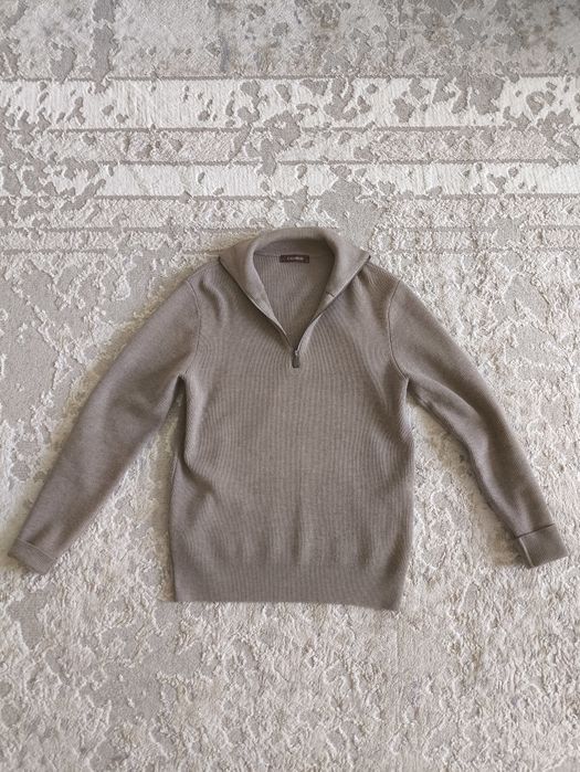 Полузамок от Calidad