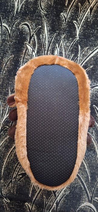 Плюшени коледни домашни пантофи