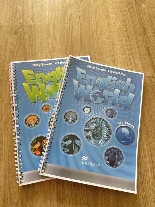 Ағылшын курстарына кітаптар бар