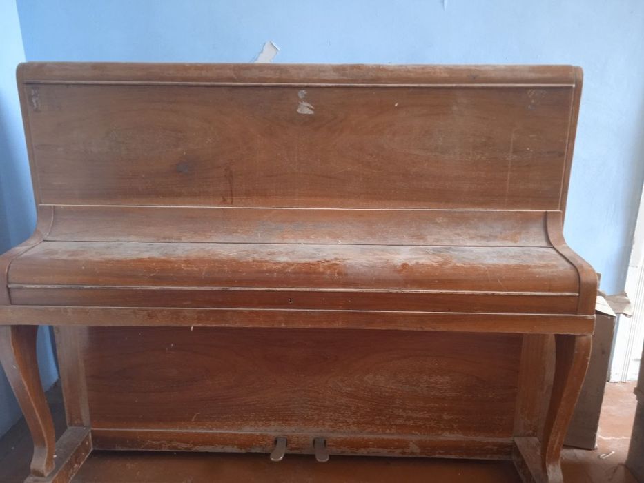 Pianino sotiladi. Пиянино
