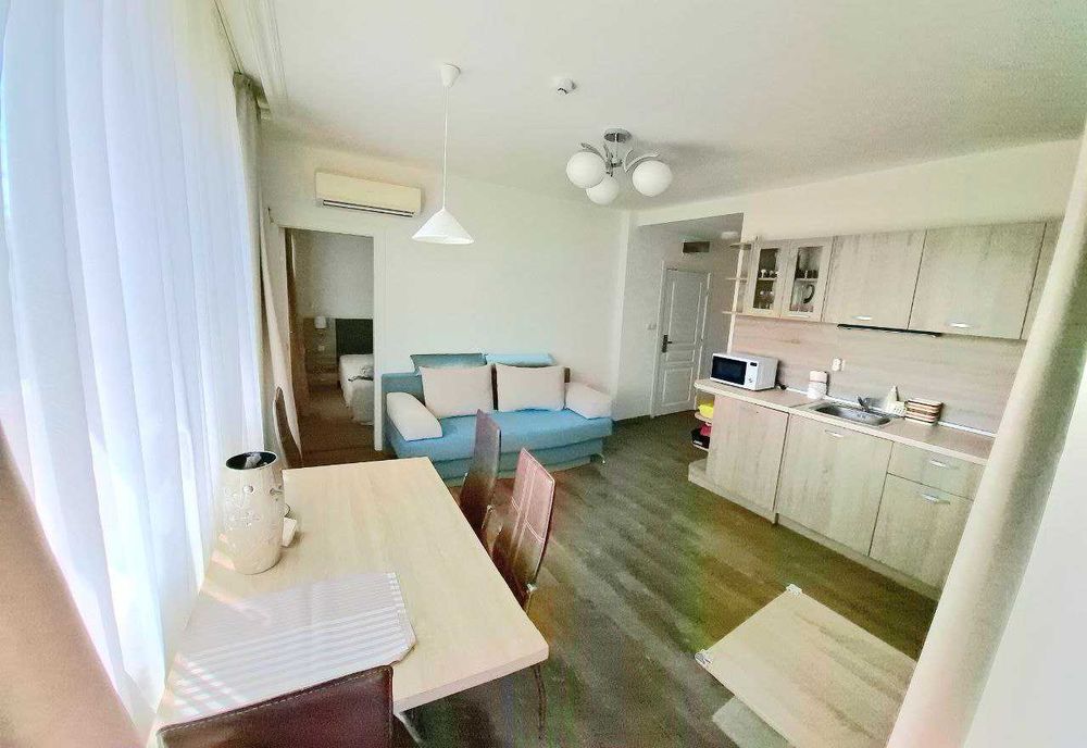 Продава се Тристаен апартамент в к.к. Слънчев бряг - 71 кв.м за 1323 €/кв.м - Снимка #2