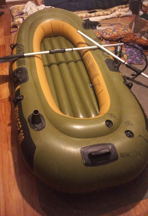 Лодка в хорошем состоянии российский