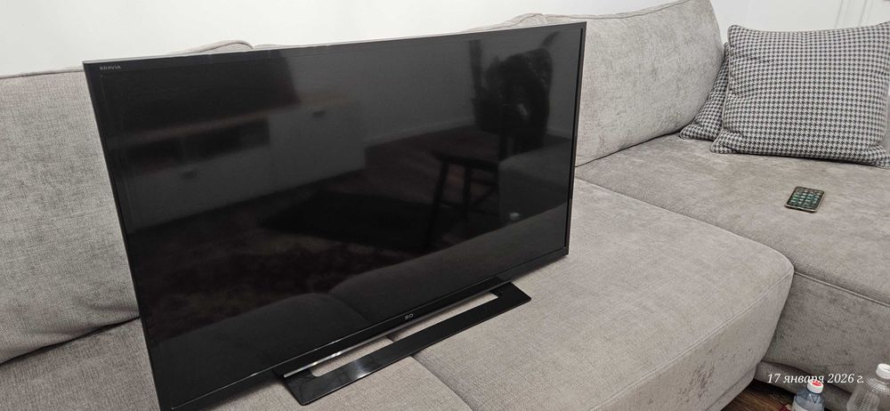 Sony Bravio с HDMI кабелью 5 м