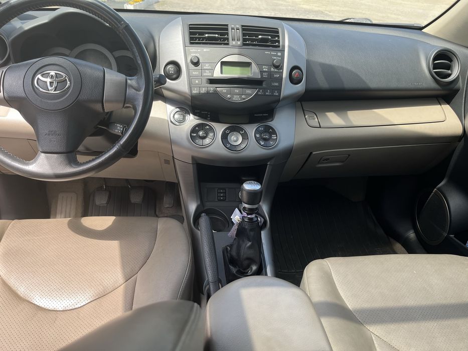 Toyota Rav4   An de fabricatie 2008