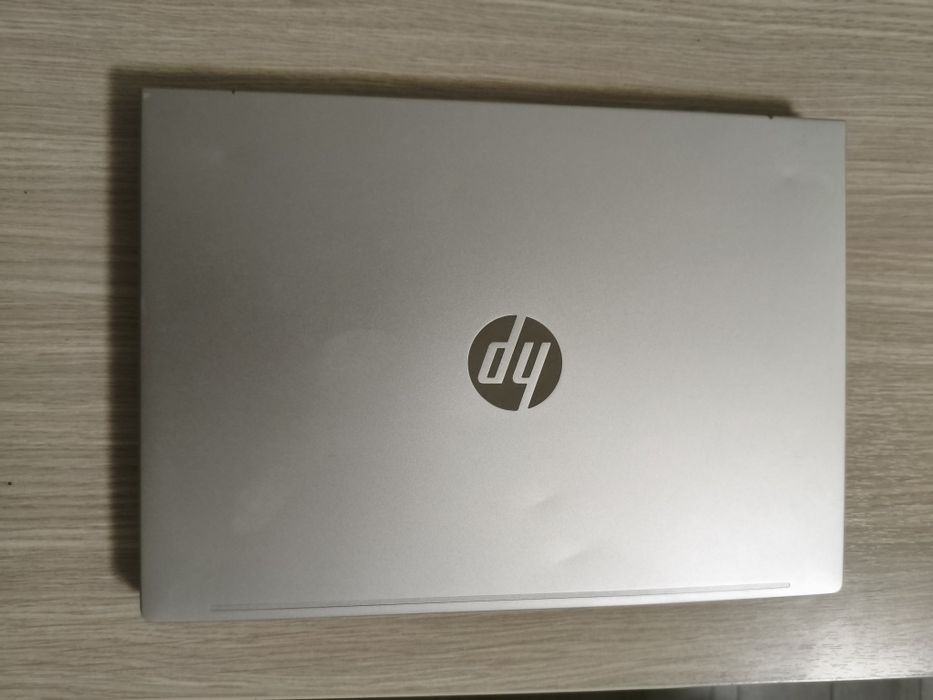 HP elitebook Ryzen 215W (i5 15th) , ddr5 16GB, 256gb ssd