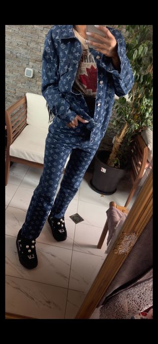 Дамски дънки налични