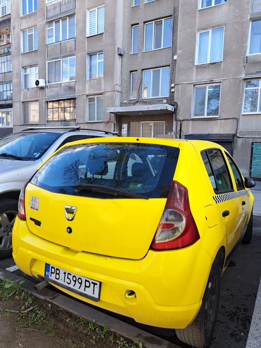 Кола dacia sandero