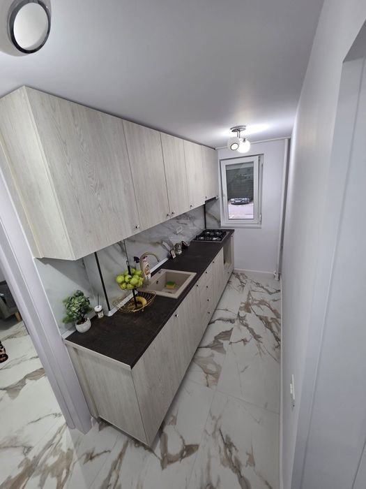 Apartament 2 camere decomandat , renovat de la 0 , fără risc seismic , proprietar