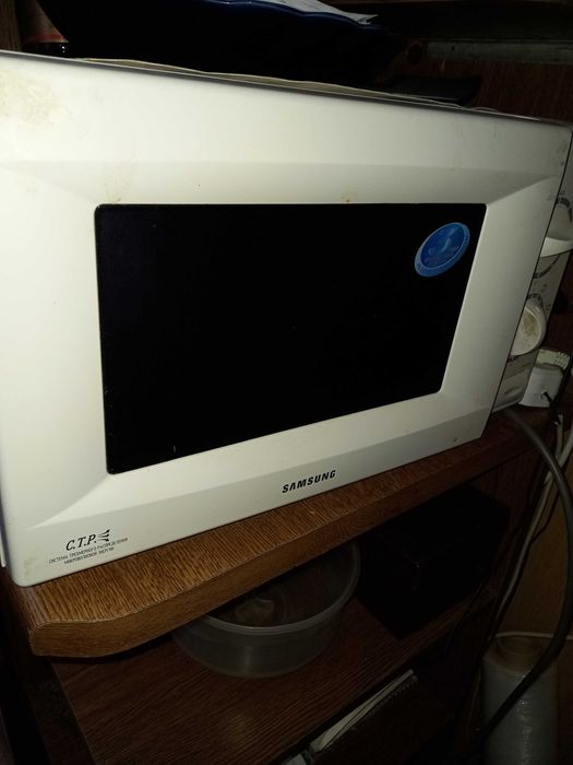 Микровалновая печь Samsung