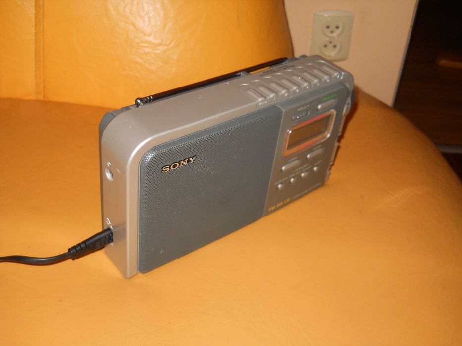 radio SONY ICF M770SL