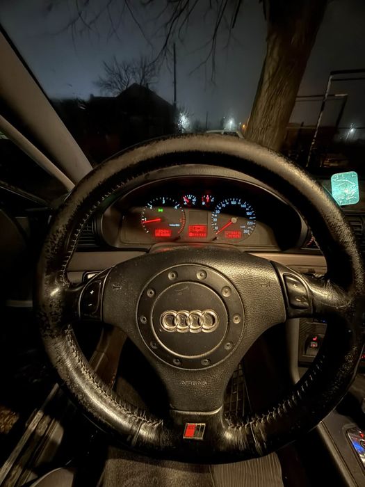 Audi A4 b5 НА ЧАСТИ