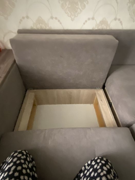 Диван в хорошем состоянии!