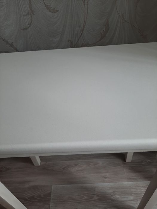 Стол обеденный, белый