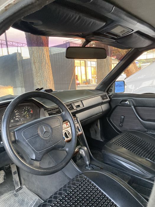 Мерседес W124 сотилади