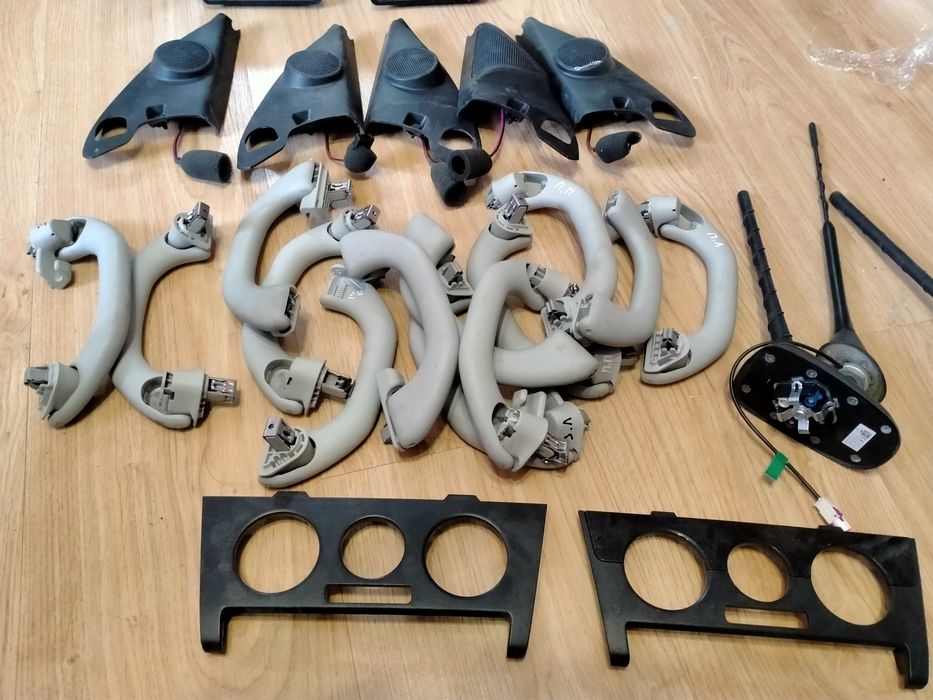 Запчасти по салону Рапид