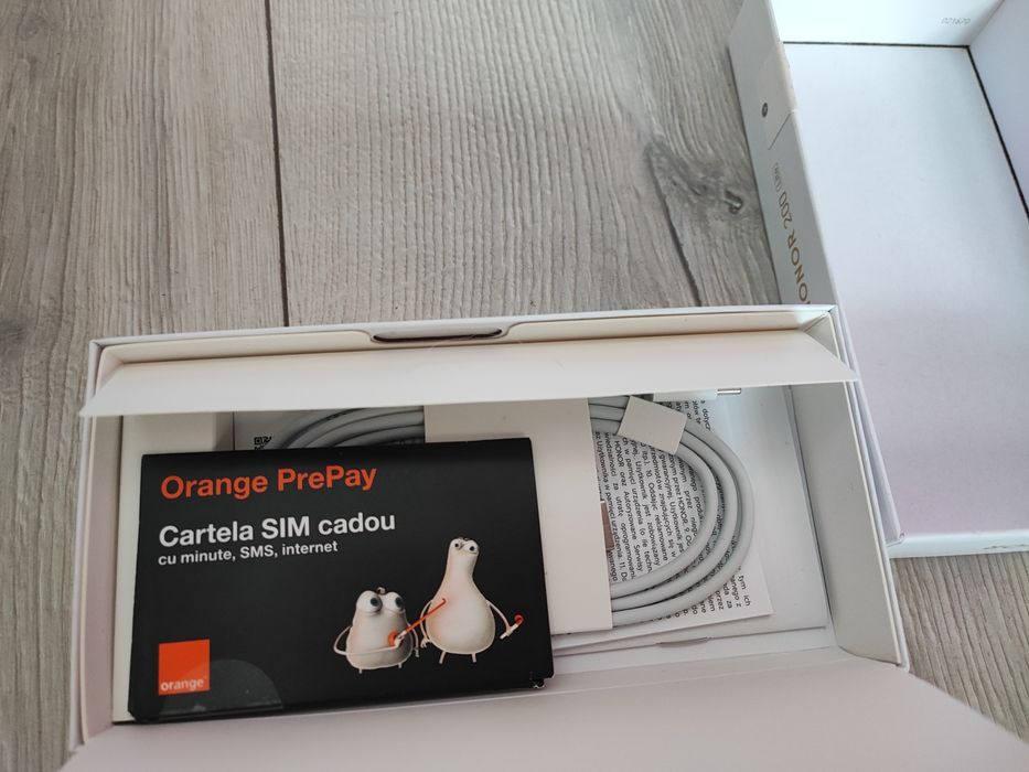 Telefon mobil Honor 200 Lite, 8GB RAM, 256GB, 5G, 108 MP- Nou