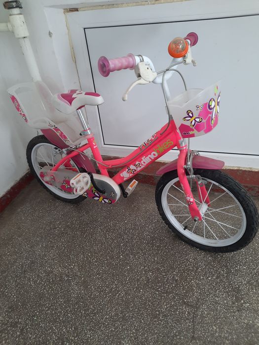 Bicicleta fete 3 - 6 ani