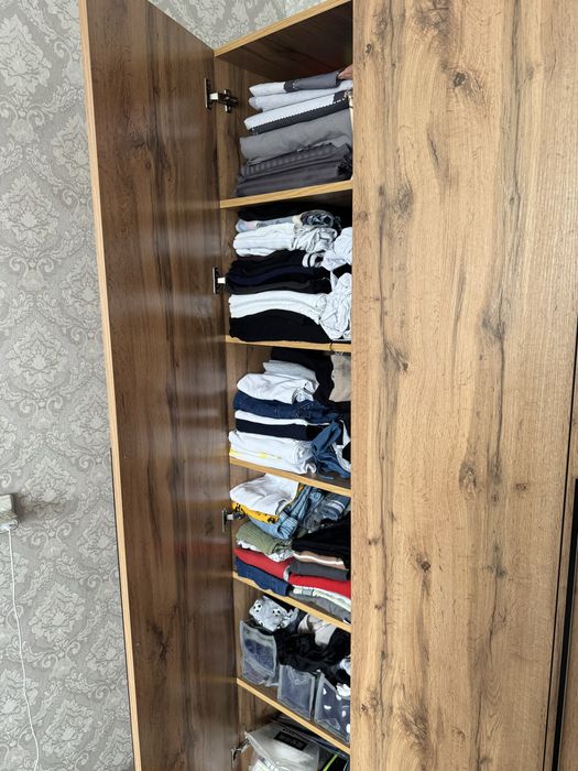 Продам шкаф в отличном состояний