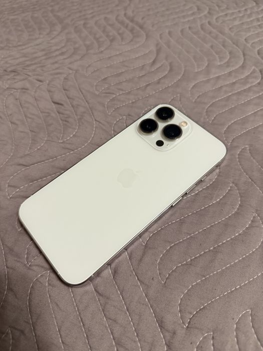 Продам Iphone 13 pro