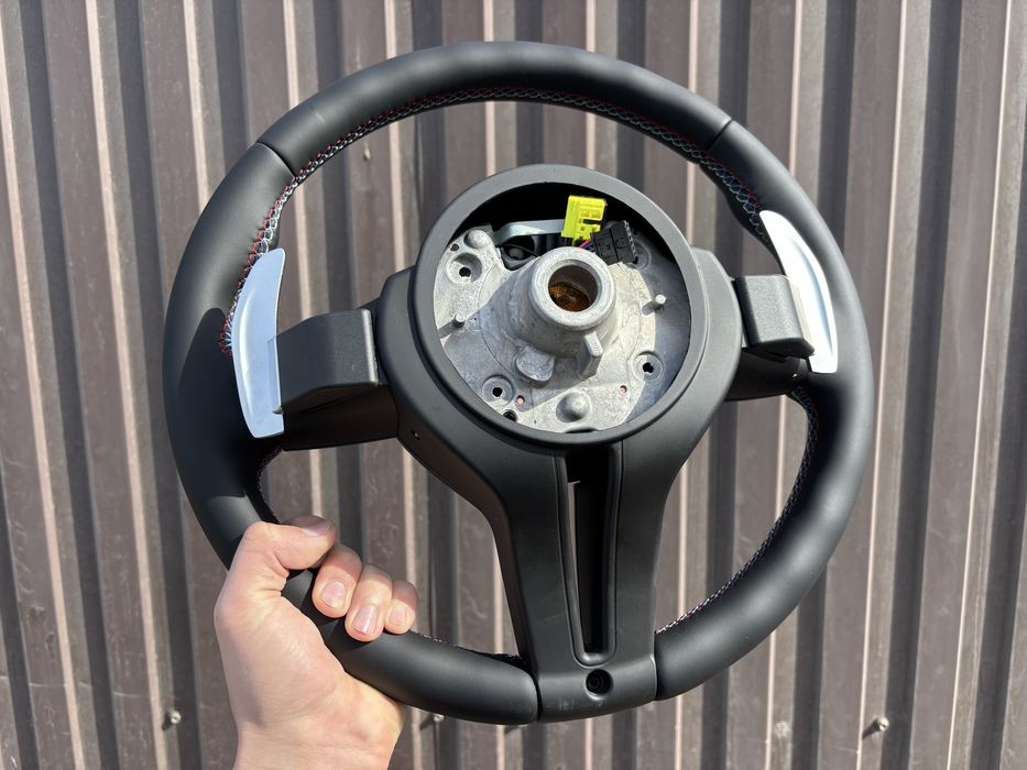 Руль на BMW E90 E70 E89 E81 E82 бмв Е90 Е70 Е89 Е81 / руль на бмв е70