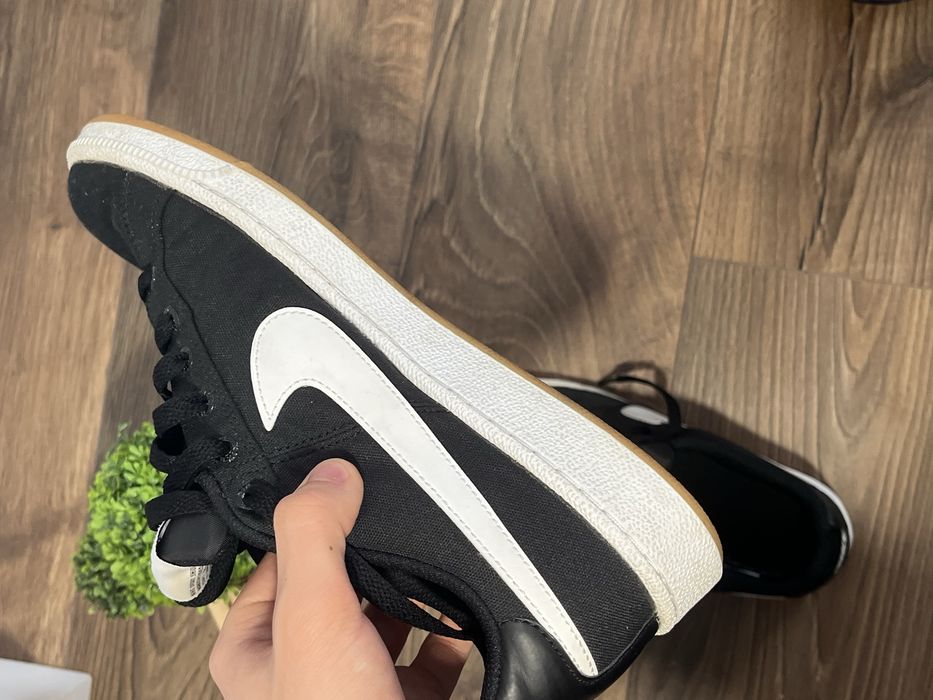 Nike Court Royale Canva