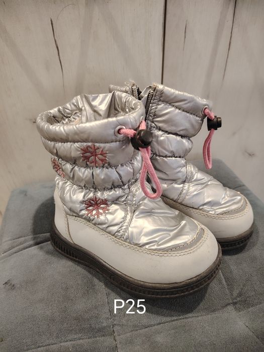 Обувь десткая по 500