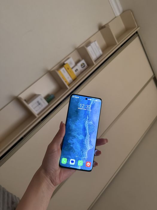 Продам телефон honor x9b