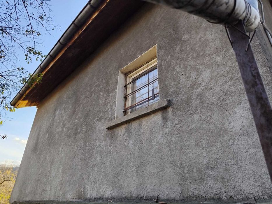 Къща двуетажна вила масивна