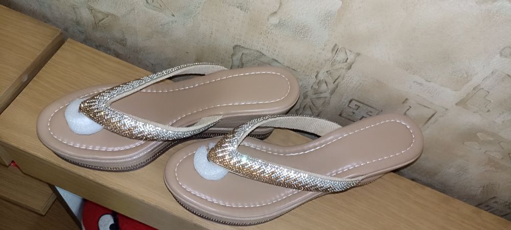 Женская обувь летняя