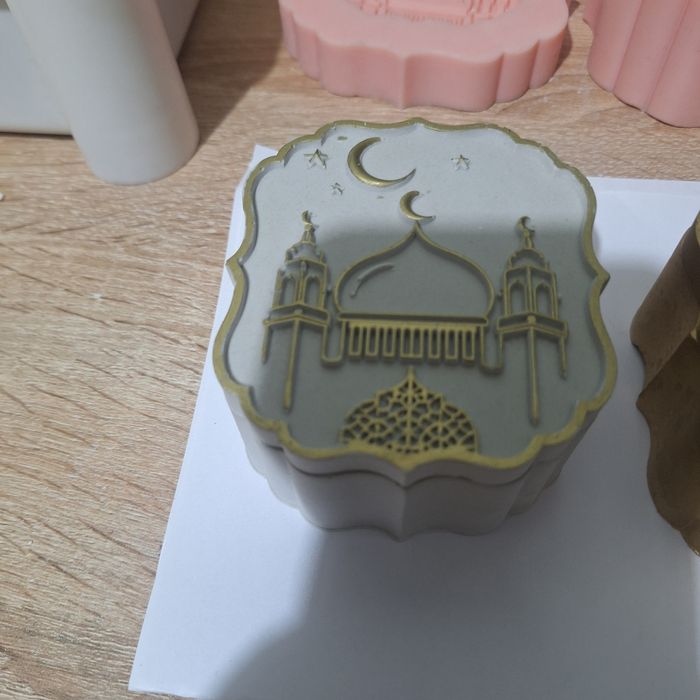 Ай-нұры Рамазан айына арналған