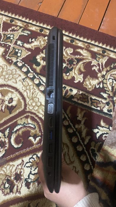 ASUS  Noutbook MR752