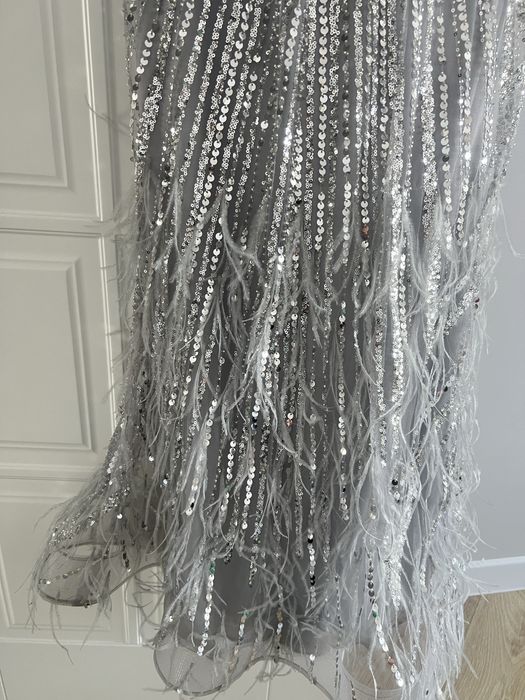 продается вечернее шикарное платье