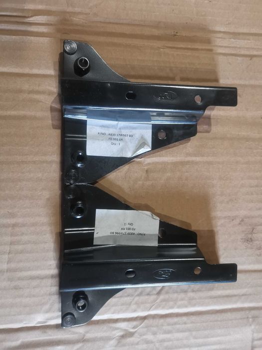 Държач предна броня Ford Ranger