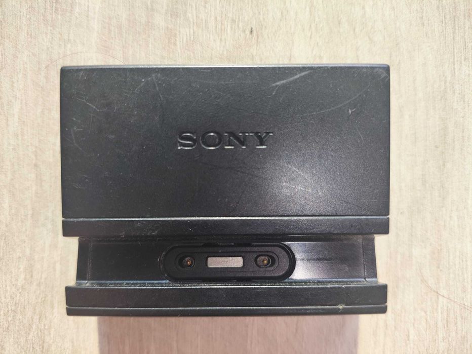 Docking Station / Stație de încărcare pentru telefoane Sony Xperia Z2
